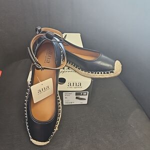 NIB a.n.a Mint Women's Size 7 Ballet Black Ankle Strap Espadrille Flats  Nice!